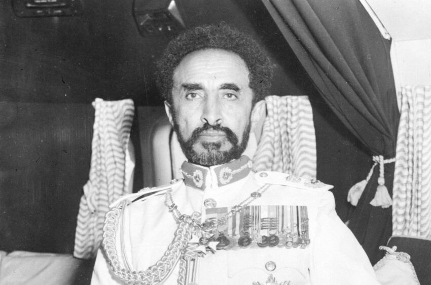 Statue of former Ethiopian leader Haile Selassie destroyed