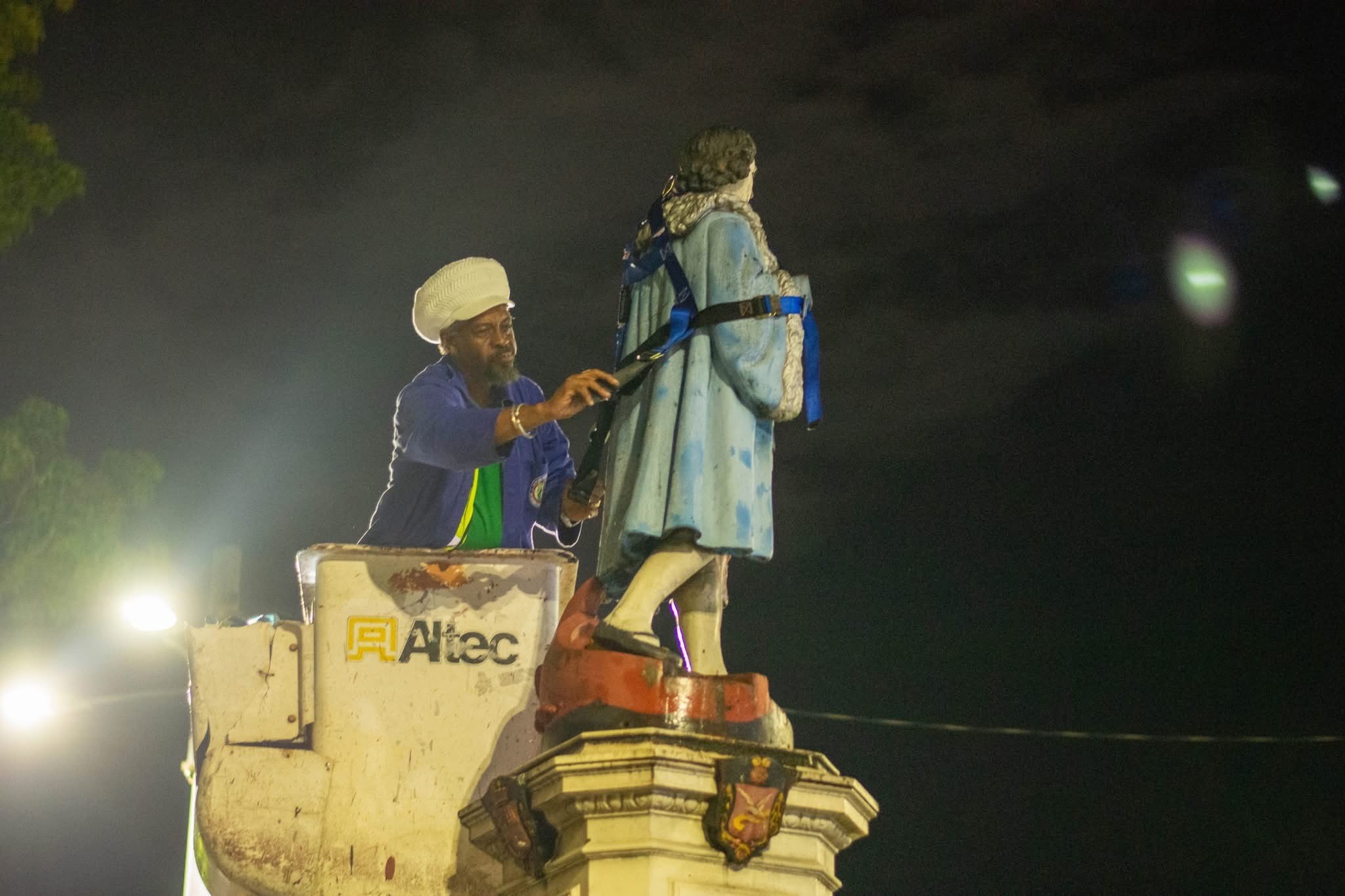 Christopher Columbus statue removed from public square in Trinidad and Tobago